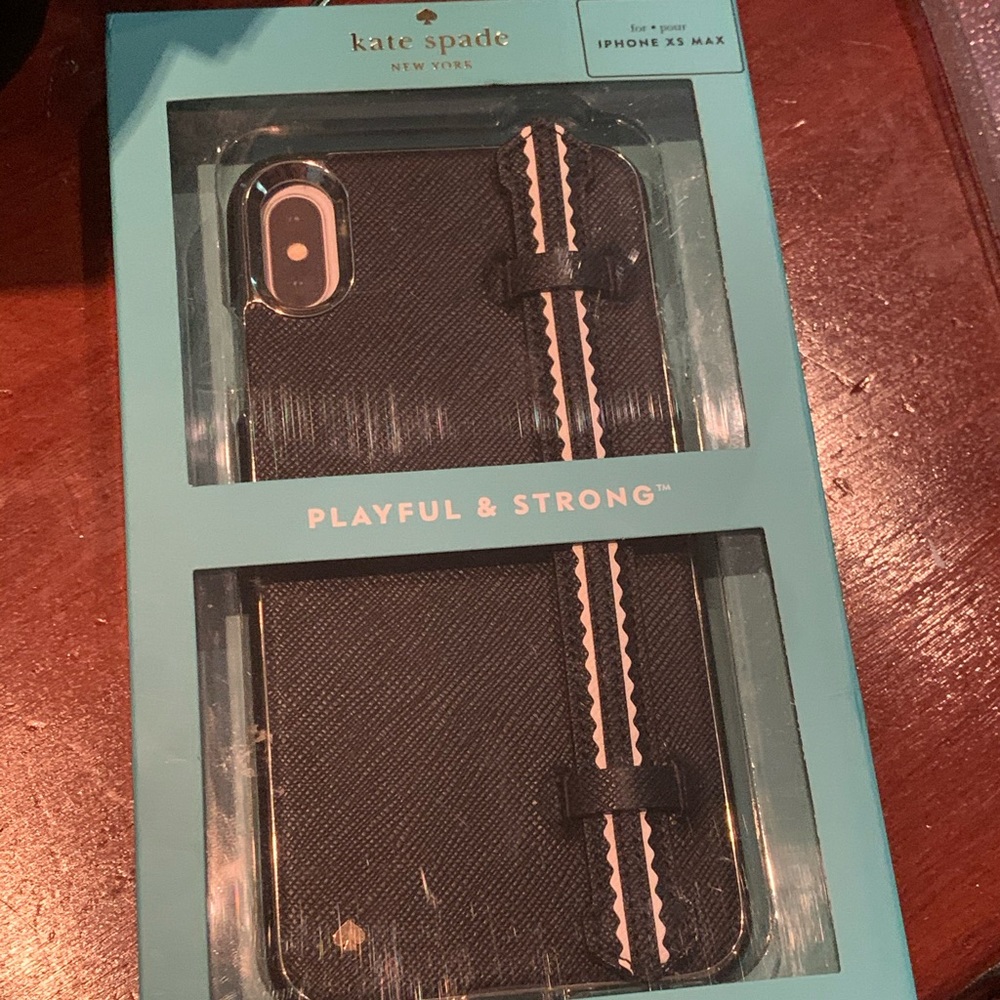 Never used Kate spade iPhone XS Max case.